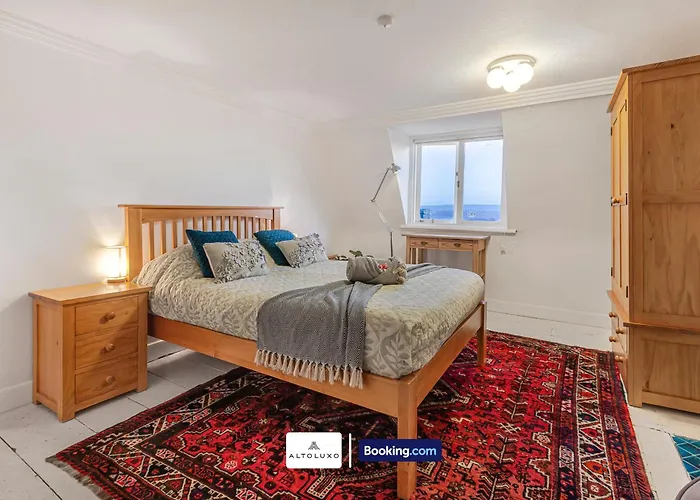 Lejlighed Spacestation Four 4 Bedroom Serviced By Altoluxoexperience Short Lets & Serviced With Free Wifi