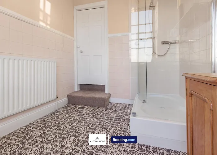 Spacestation Four 4 Bedroom Serviced By Altoluxoexperience Short Lets & Serviced With Free Wifi Lejlighed Bristol