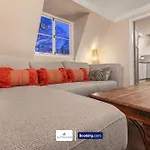 Spacestation Four 4 Bedroom Serviced By Altoluxoexperience Short Lets & Serviced With Free Wifi Apartamento *