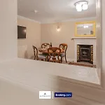 Spacestation Four 4 Bedroom Serviced By Altoluxoexperience Short Lets & Serviced With Free Wifi *
